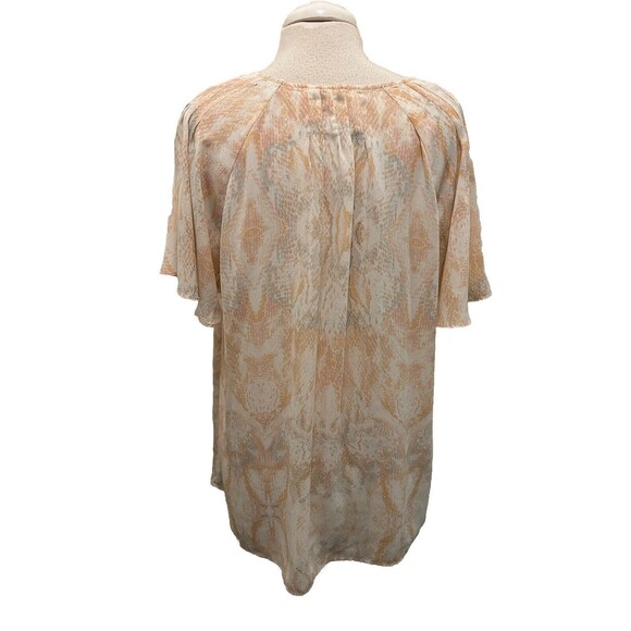 Rose & Olive Peach Print Short Flutter Sleeve Pullover Blouse 1X - Picture 4 of 5